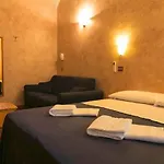 Giampy Guest House